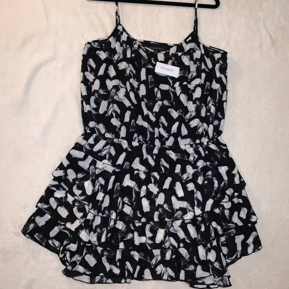 Banana Republic Print Ruffle Dress - Picture 2 of 5